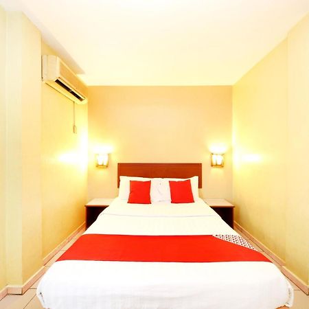 Super Oyo 447 Comfort Hotel Meru กลัง ภายนอก รูปภาพ