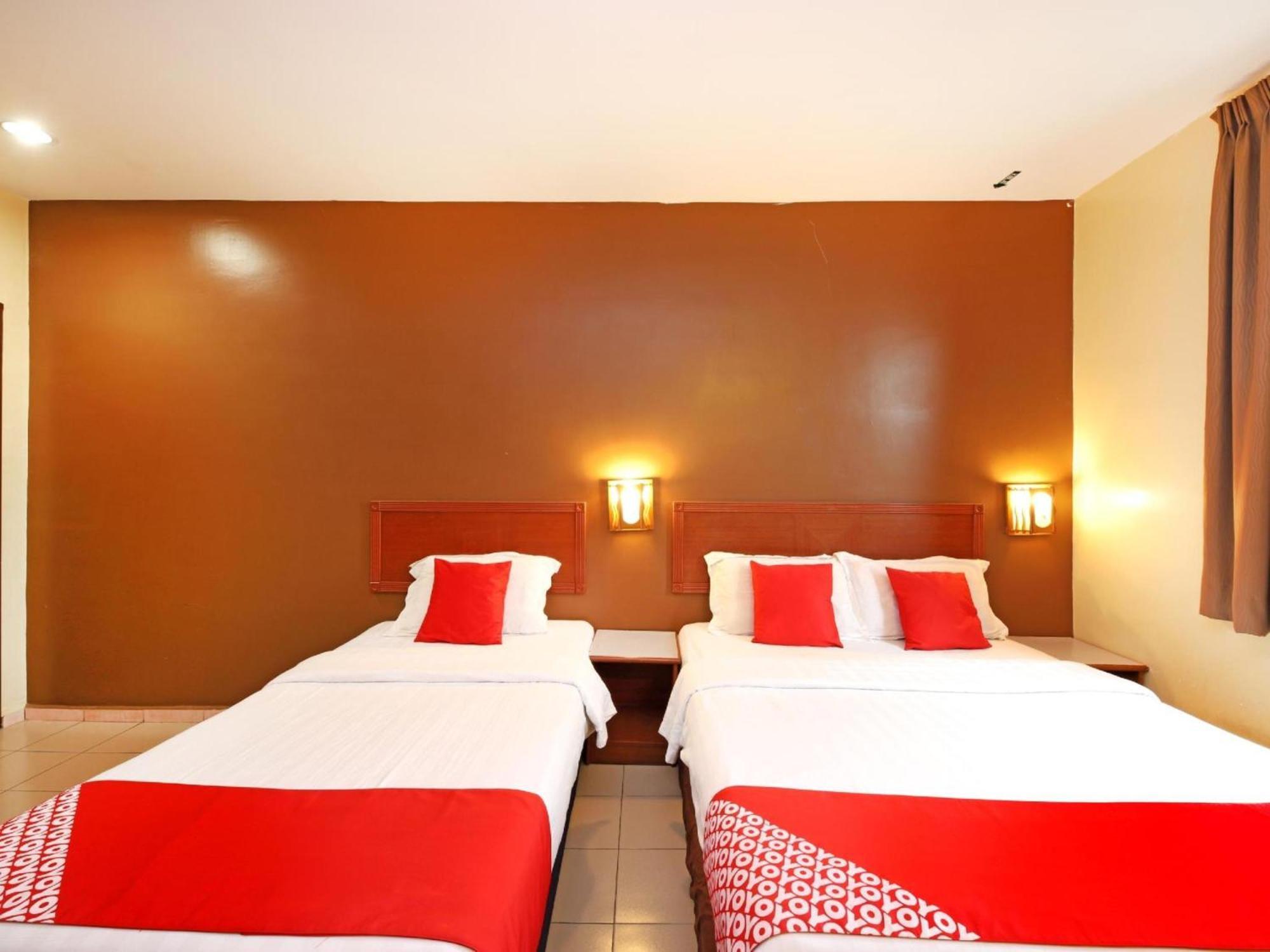 Super Oyo 447 Comfort Hotel Meru กลัง ภายนอก รูปภาพ
