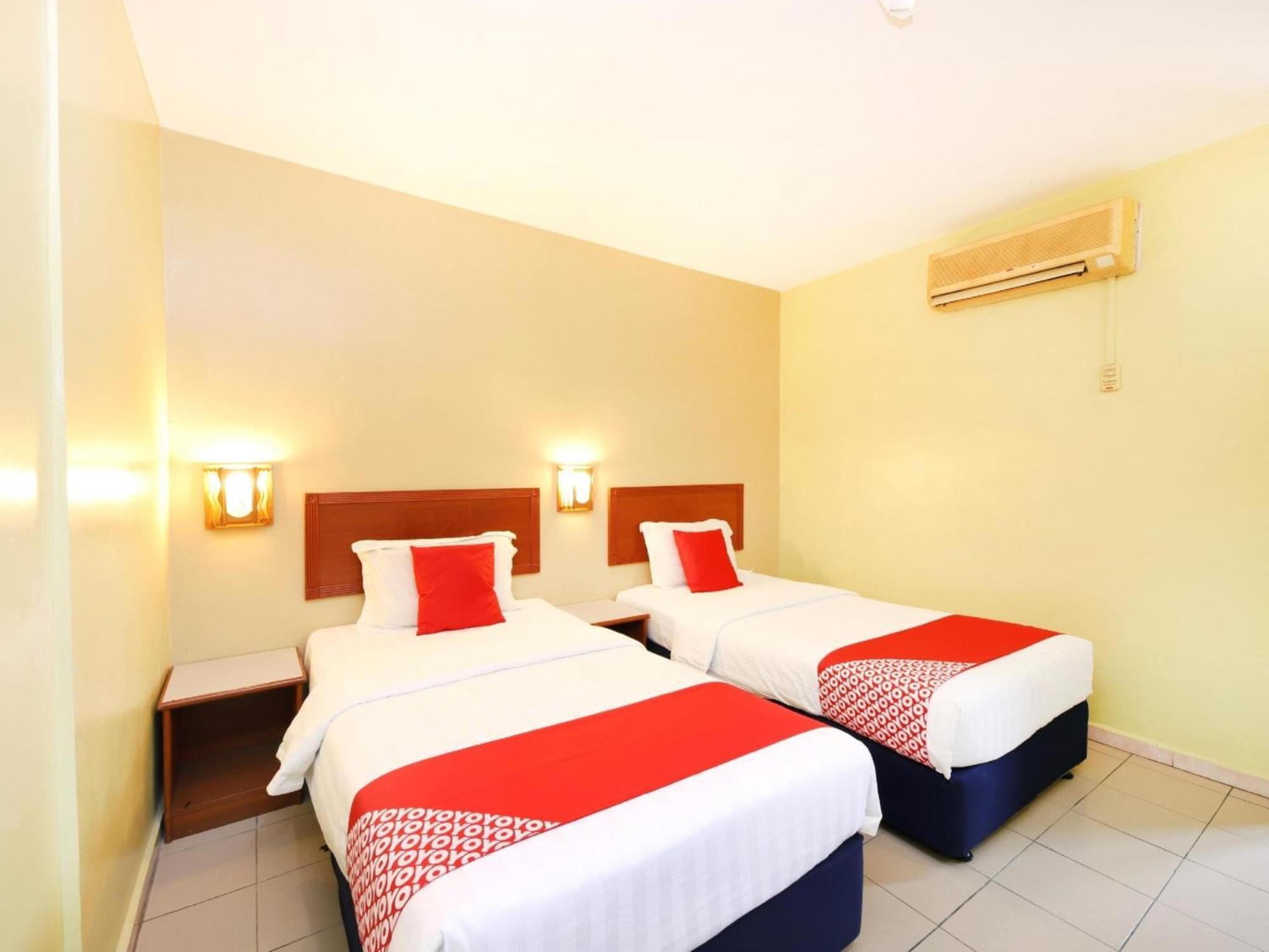 Super Oyo 447 Comfort Hotel Meru กลัง ภายนอก รูปภาพ