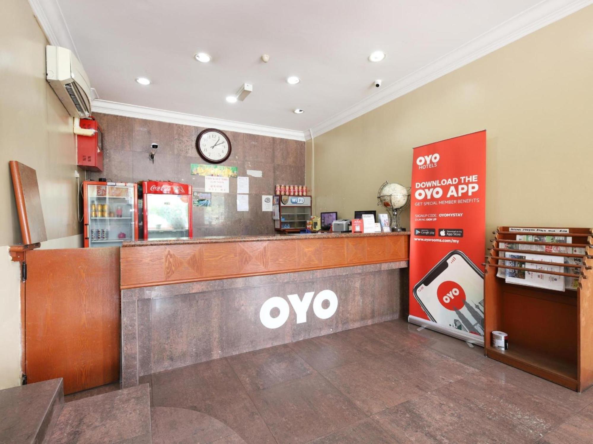 Super Oyo 447 Comfort Hotel Meru กลัง ภายนอก รูปภาพ
