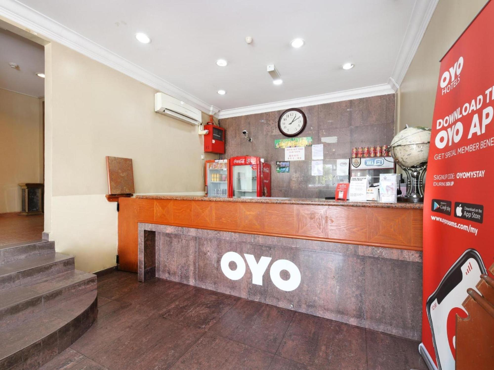 Super Oyo 447 Comfort Hotel Meru กลัง ภายนอก รูปภาพ